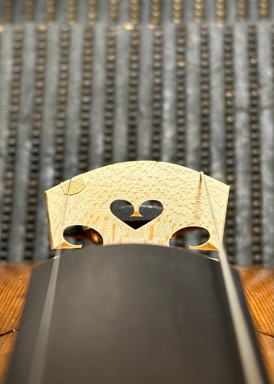 ajuste de cavalete, violino