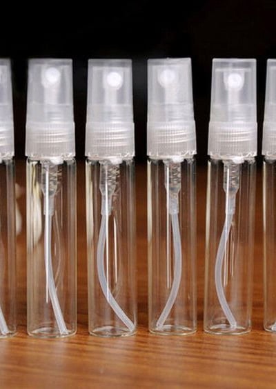 venta de decants. Un decant es una pequeña cantidad de perfume, transferida del frasco original a u