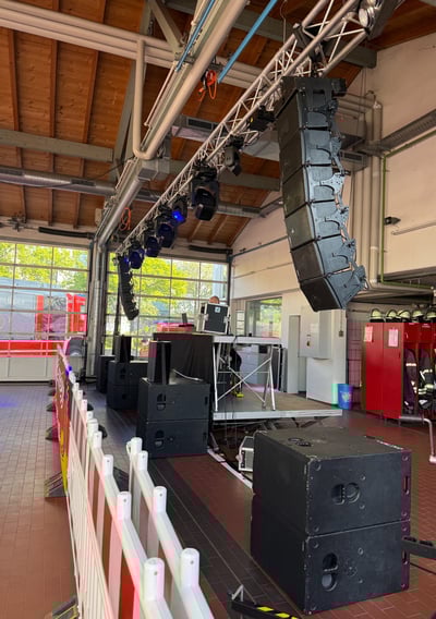 Line Array Nexo GeoS8 TW audio DJ setup bei der Turm Brennt in Gerlingen