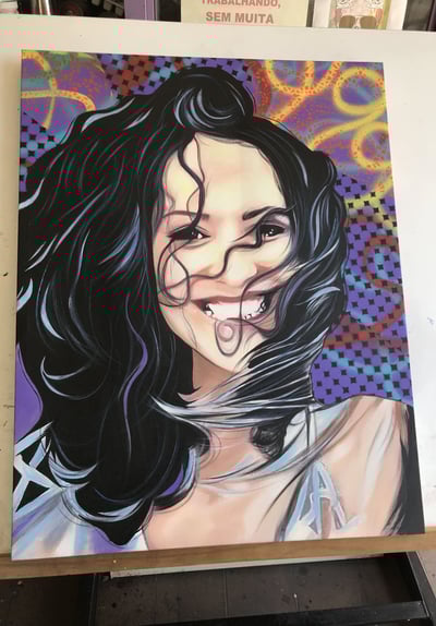 Quadro pop-art de cliiente, refletindo sua personalidade vibrante e cheia de energia