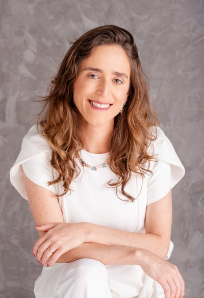 Dra. Luciana Godoy