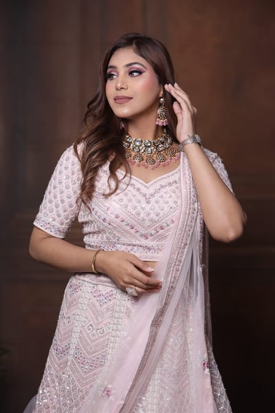 https://simranmakeovers.in/
