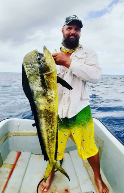 Expert Anglers Fishing in Zanzibar Anglers Paradise