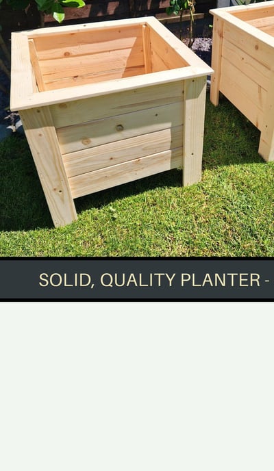 quality wooden outdoor planters UK