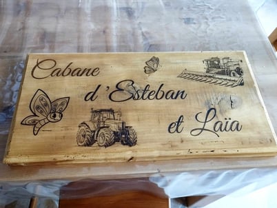 panneau bois pour cabane enfants personnalisable