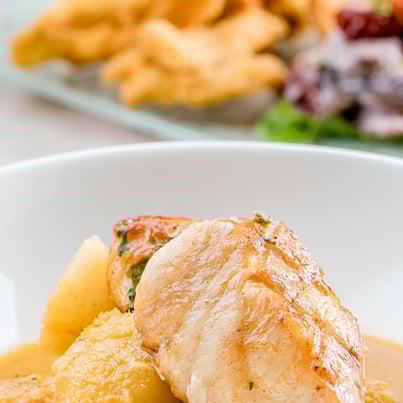 Fotografía de portafolio de un plato de mariscos