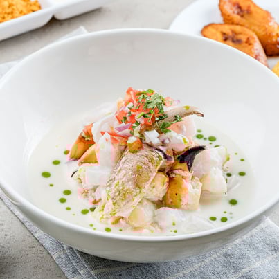 Fotografía de portafolio de un plato de mariscos