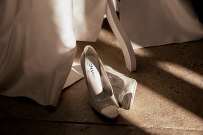 Photographe de mariage dans un château à Frouzins : capturez des moments magiques et élégants dans un cadre historique et ra