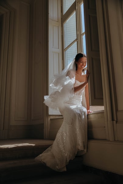 Photographe de mariage dans un château à Frouzins : capturez des moments magiques et élégants dans un cadre historique et ra