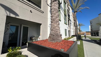 luxury apartment mulch