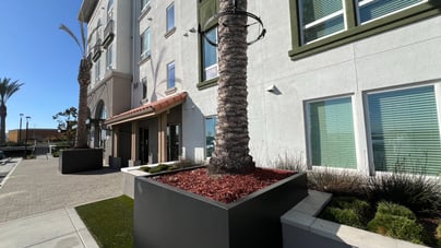 luxury apartment mulch