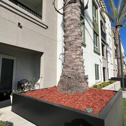 luxury apartment mulch