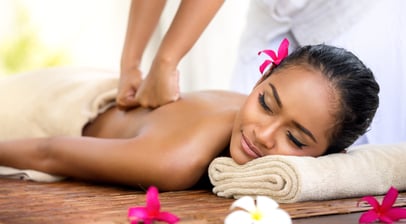 Back Massage at Martha Tilaar Spa Colombo Srilanka