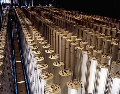 Uranium centrifuge cascade