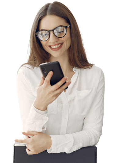 moça jovem feliz no celular