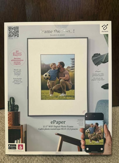 The Alarutek ePaper 13.3" Wi-Fi Digital Photo Frame