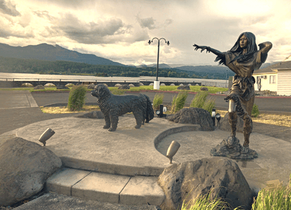 Columbia River Gorge - Sacagawea, the Indian guide for Lewis & Clark 1806 at Cascade Locks