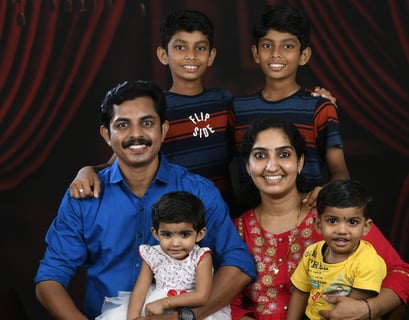 family portraits studio in calicut