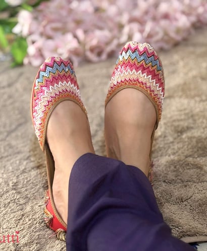 Pure Leather Jutti