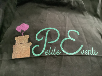 PETITE EVENTS LLC logo