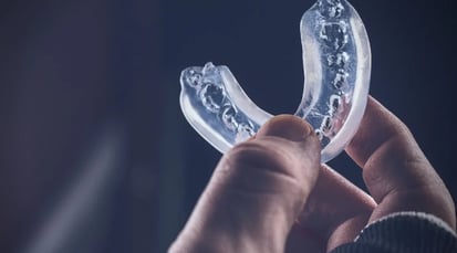 Retainer bening di Sidharta Dental Studio Malang, solusi estetik untuk mempertahankan senyum rapi