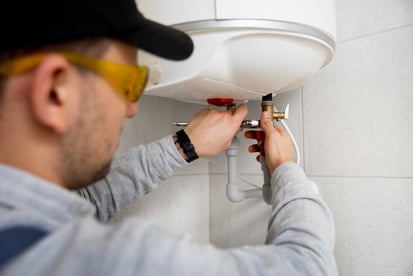 Installateur de chauffe-eau