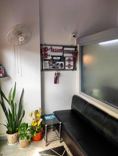 Core dental clinic Seating