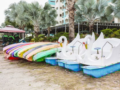 anylodge marina island water sports