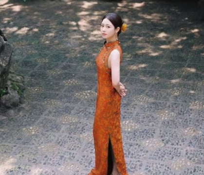 How to choose a hairstyle when wearing a Qipao