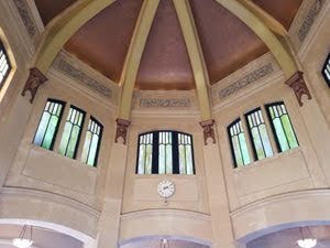 Columbia River Gorge, Oregon - the purpose of the Vista House was a rest stop for weary travelers