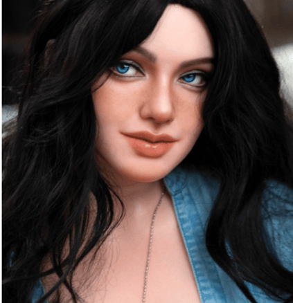 sex doll Ivy from Irontech Doll posing