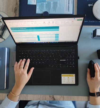 bureau hadmin assist poste de travail