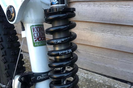 kona stinky six rear shock