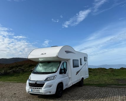 Autocaravana Aventura Sobre Ruedas