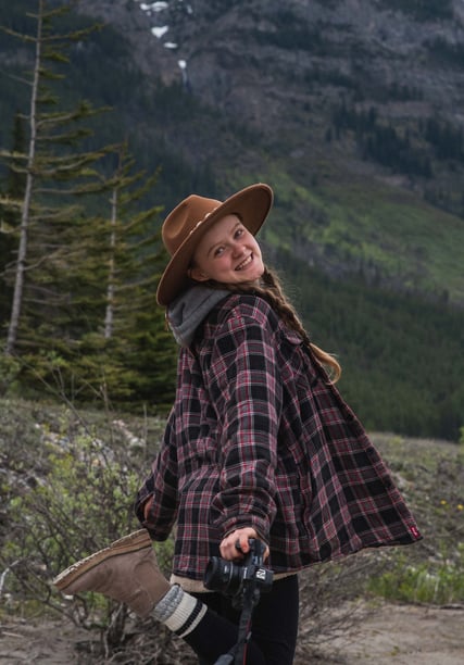 Banff elopement photographer Solana Crowe