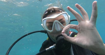 Diver hapily signaling OK