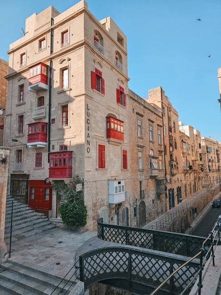 valletta stairs street