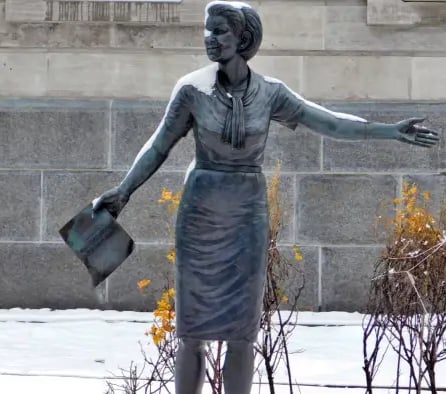 Hommage femmes en politique