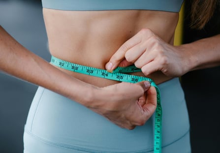 "Transformação incrível! Com esse método, ela conquistou a barriga dos sonhos. Você também pode!