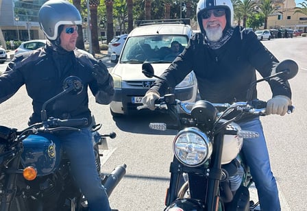 Mit Freunden Erlebnisse teilen, Mallorca Royal Motos, Motorrad Vermietung Mallorca