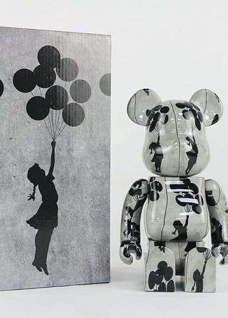 Geralmente, os Toys vêm em uma cor neutra ou branca