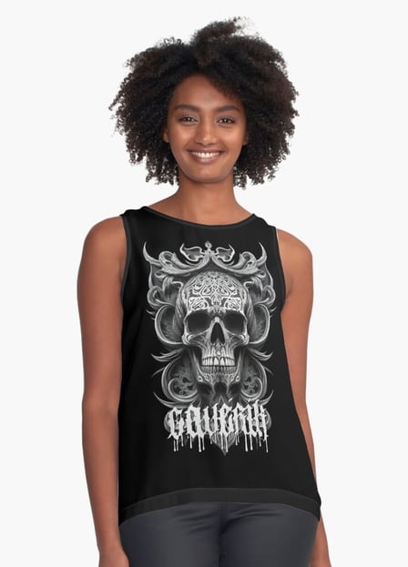 Camiseta feminina preta com design de grafite e elementos urbanos.