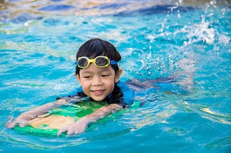 kids swimming lesson singapore