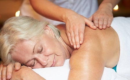 Massage pour senior cheng long Agde