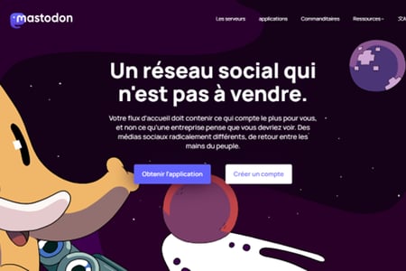 Image illustrant le réseau social mastodon : un éléphant observe une planète dans l'espace