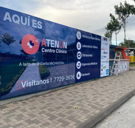 mpresión de manta vinílica para publicidad exterior en Guatemala.