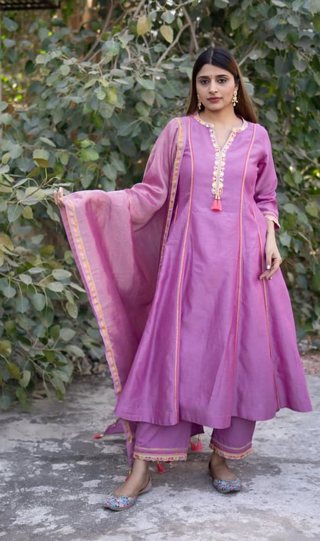 SajNaari Light Purple Chanderi A-line Kurta set with Dupattas 