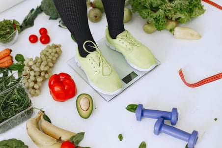 La focalisation sur la balance et les troubles alimentaires : une question d'émotions et de schémas