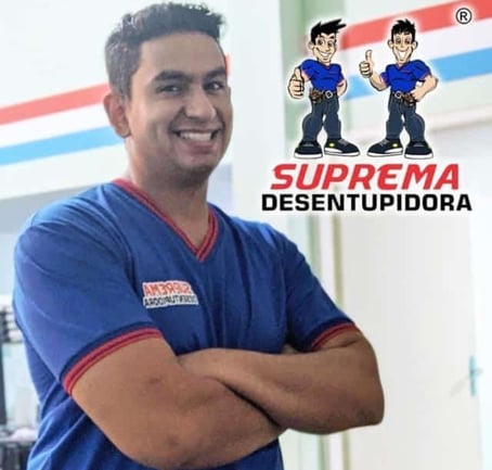 técnico da suprema desentupidora