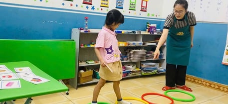 Lớp học can thiệp sớm cho trẻ chậm nói